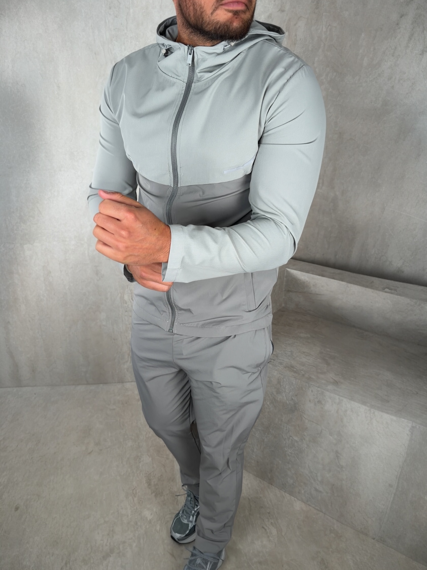 Active Windbreaker Tracksuit